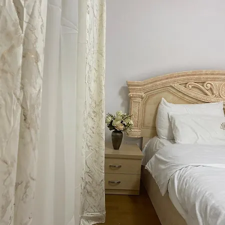 Main Brryli Apartamento *