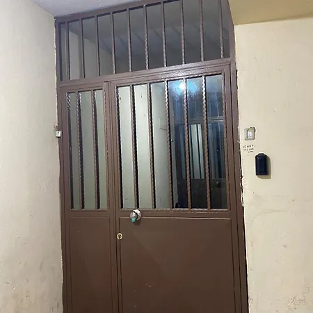 Main Brryli Apartamento Tirana